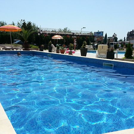 Menada Sea Regal Apartments ซันนีบีช ภายนอก รูปภาพ