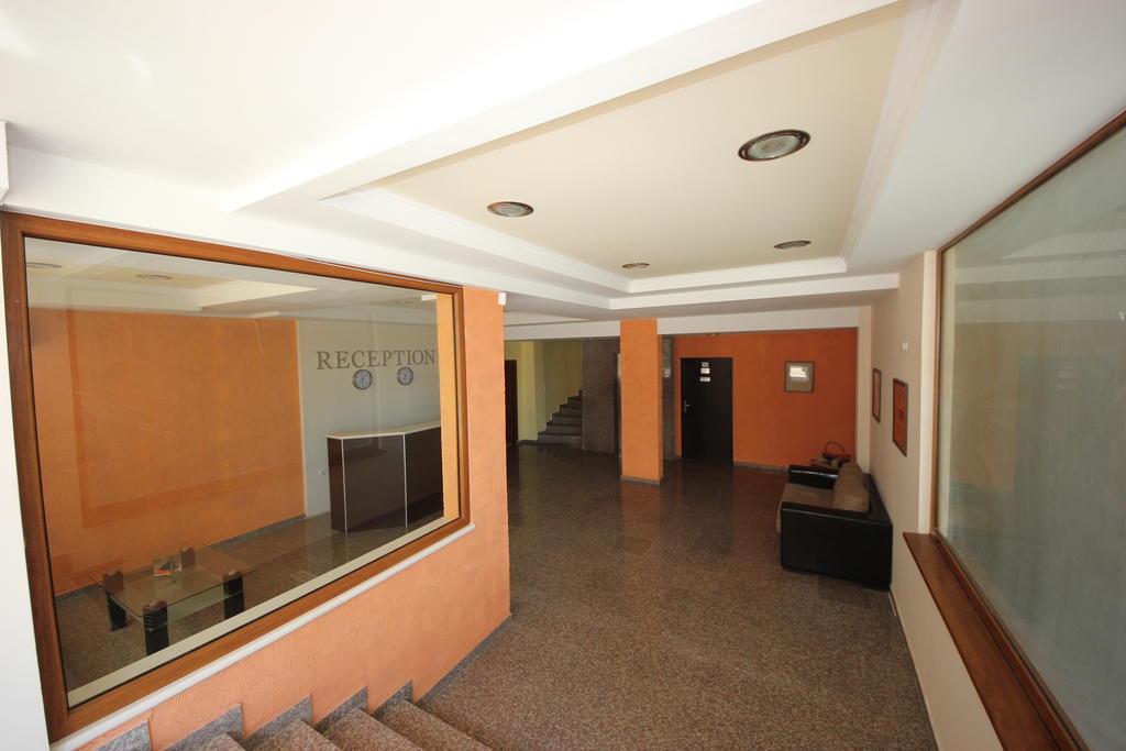 Menada Sea Regal Apartments ซันนีบีช ภายนอก รูปภาพ