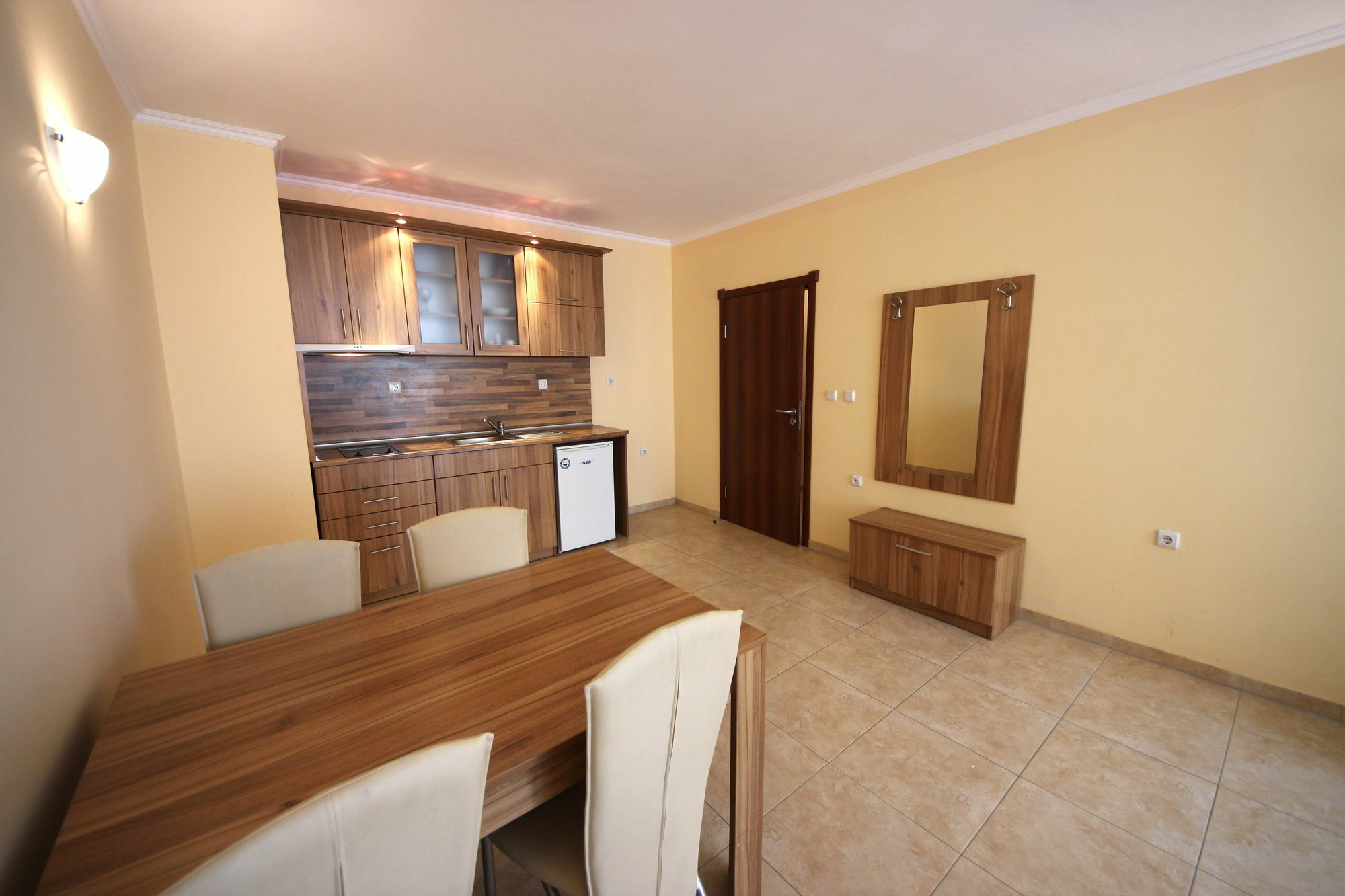 Menada Sea Regal Apartments ซันนีบีช ภายนอก รูปภาพ