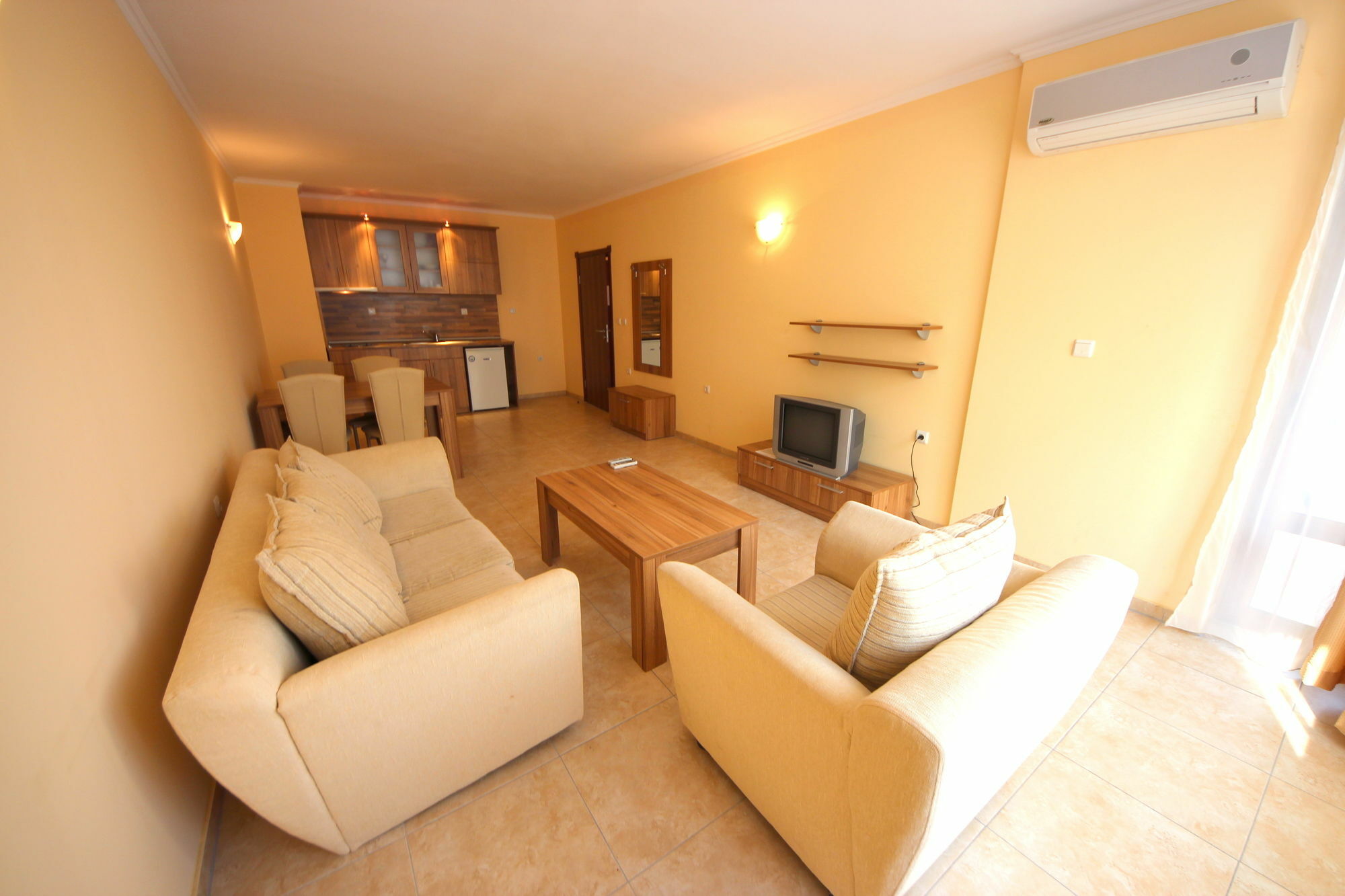 Menada Sea Regal Apartments ซันนีบีช ภายนอก รูปภาพ